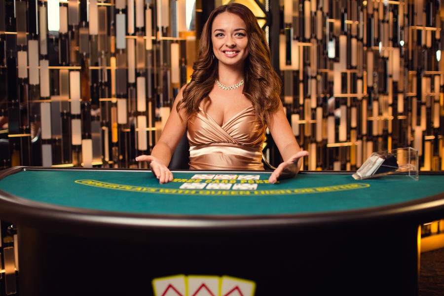 Live Three Card Poker
